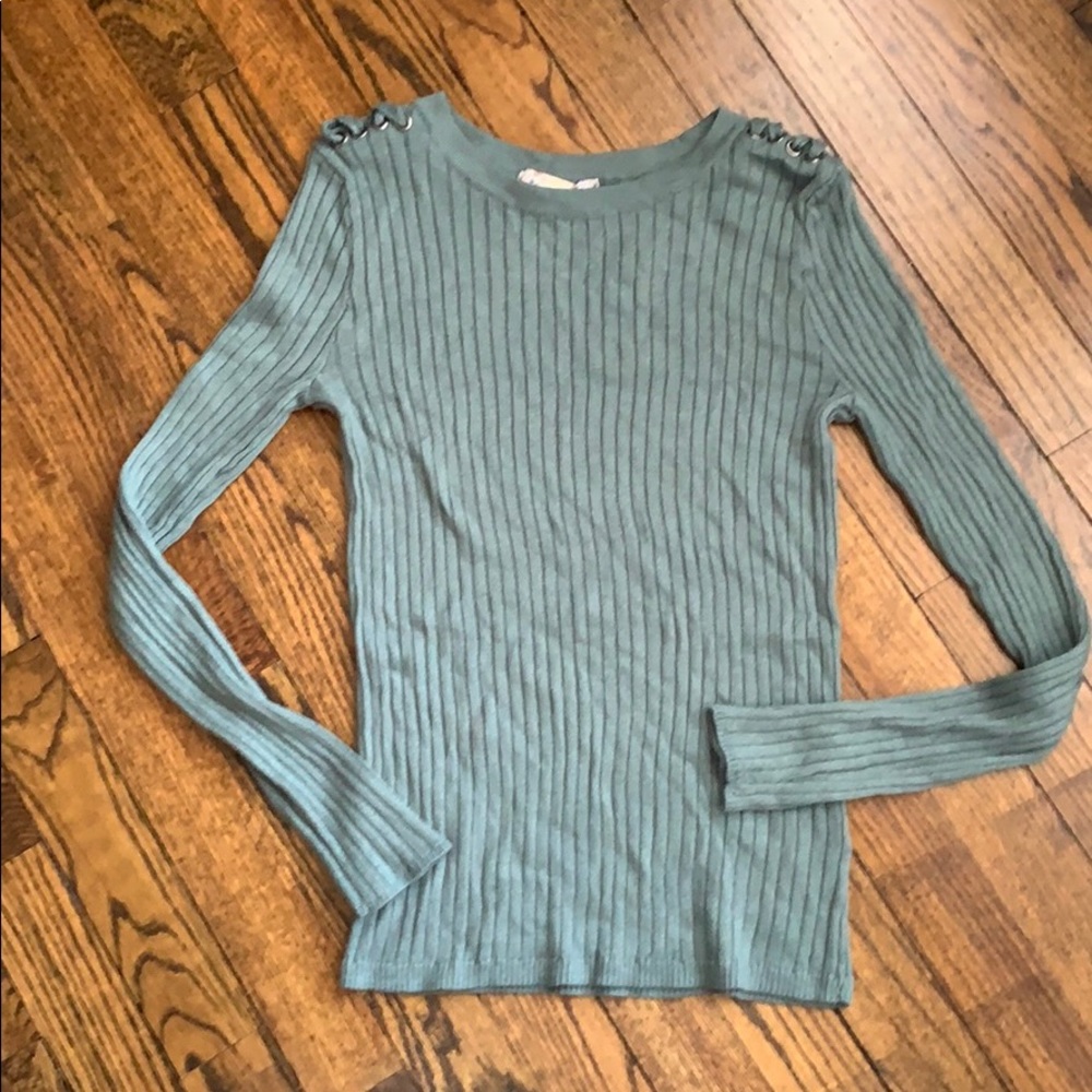 Ribbed shirt